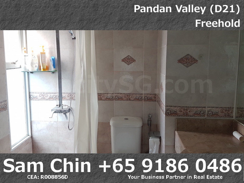 Pandan Valley – 2+Study – Master Bathroom